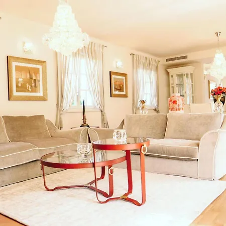 Villa Luxury Fiordaliso Near Porec For 6 People With Private Pool & Sea View Tar-Vabriga