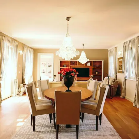 Luxury Fiordaliso Near Porec For 6 People With Private Pool & Sea View