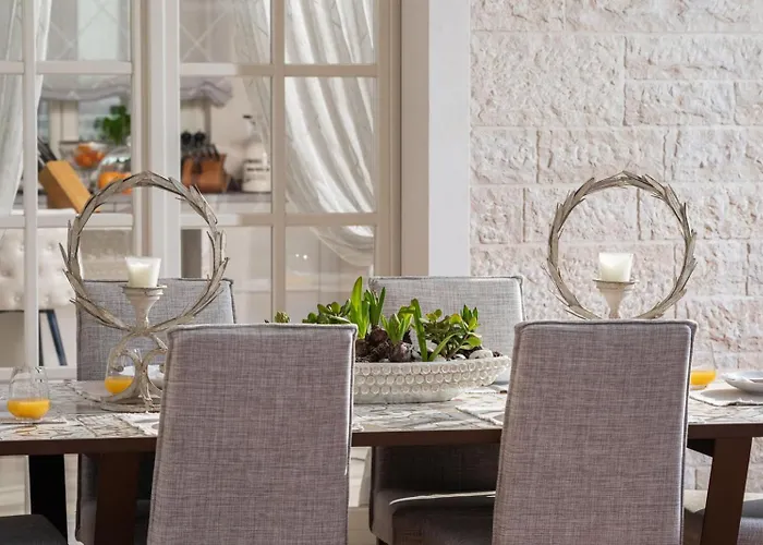 Villa Luxury Fiordaliso Near Porec For 6 People With Private Pool & Sea View