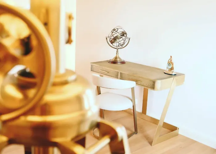 Luxury Fiordaliso Near Porec For 6 People With Private Pool & Sea View